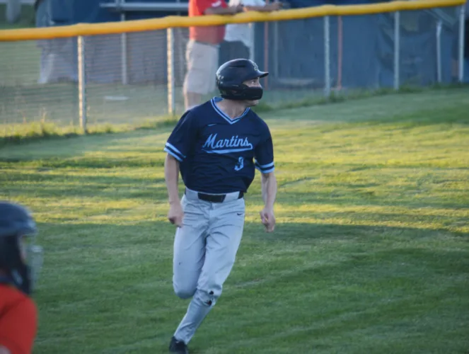 Bulls score three runs in final two innings, force Game Three
